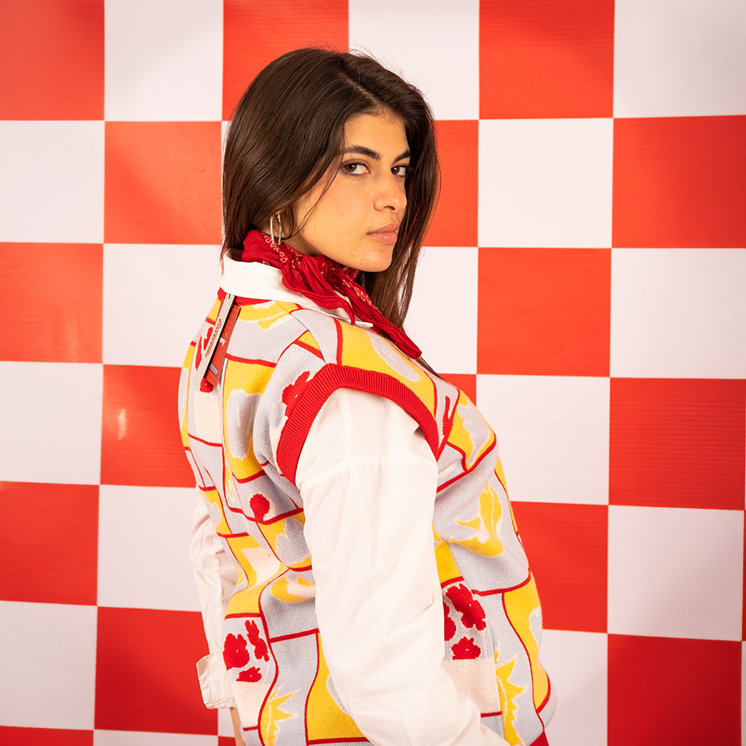 V Neck Pattern Vest Main image