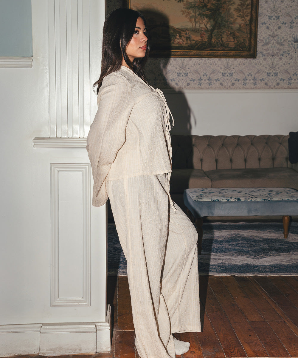 Bow Bliss Set Beige Secondary image