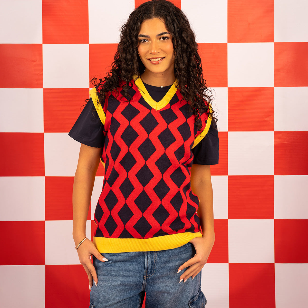 V Neck Argyle Vest Secondary image