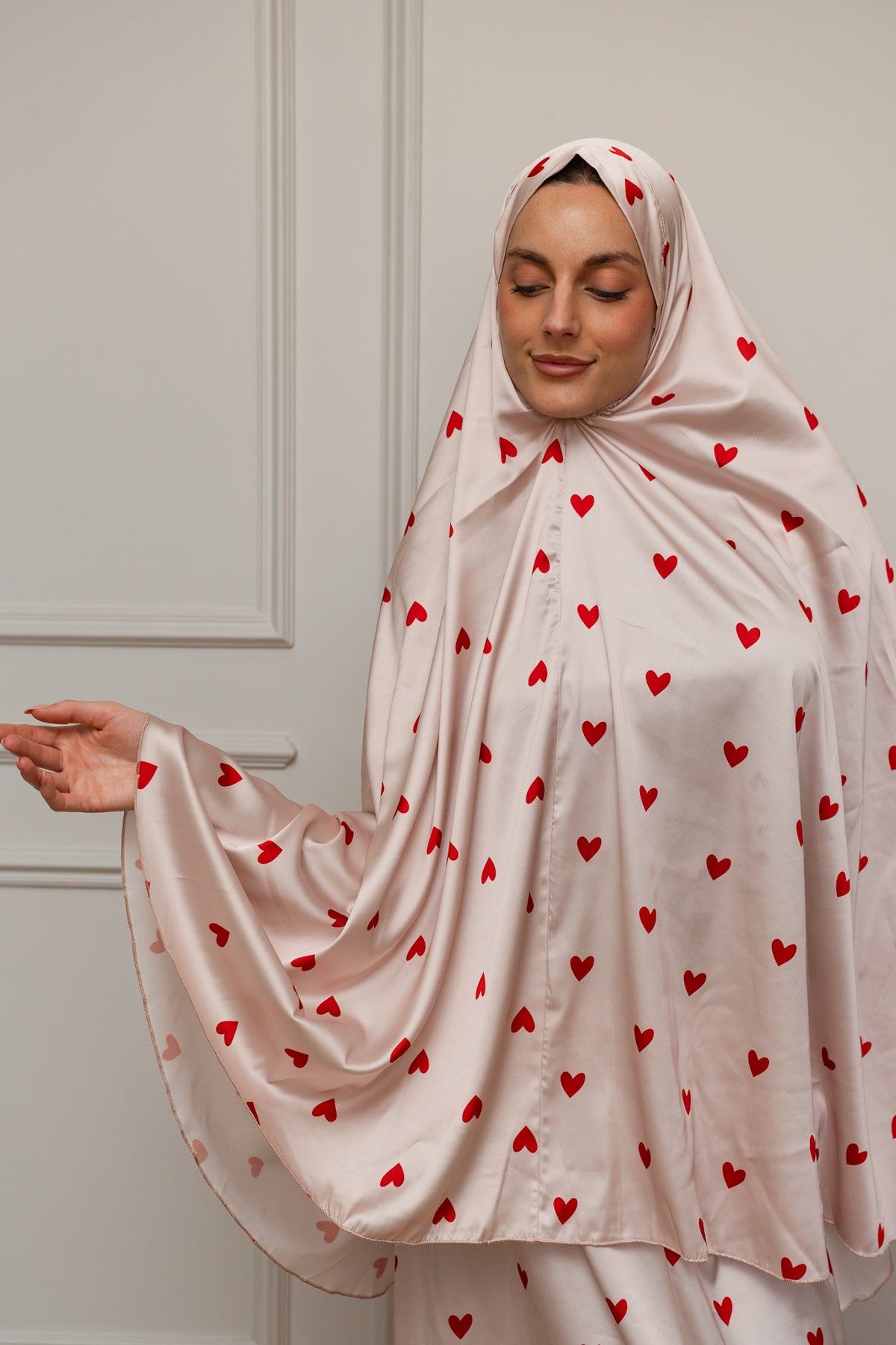 Red hearts Satin Isdal Set