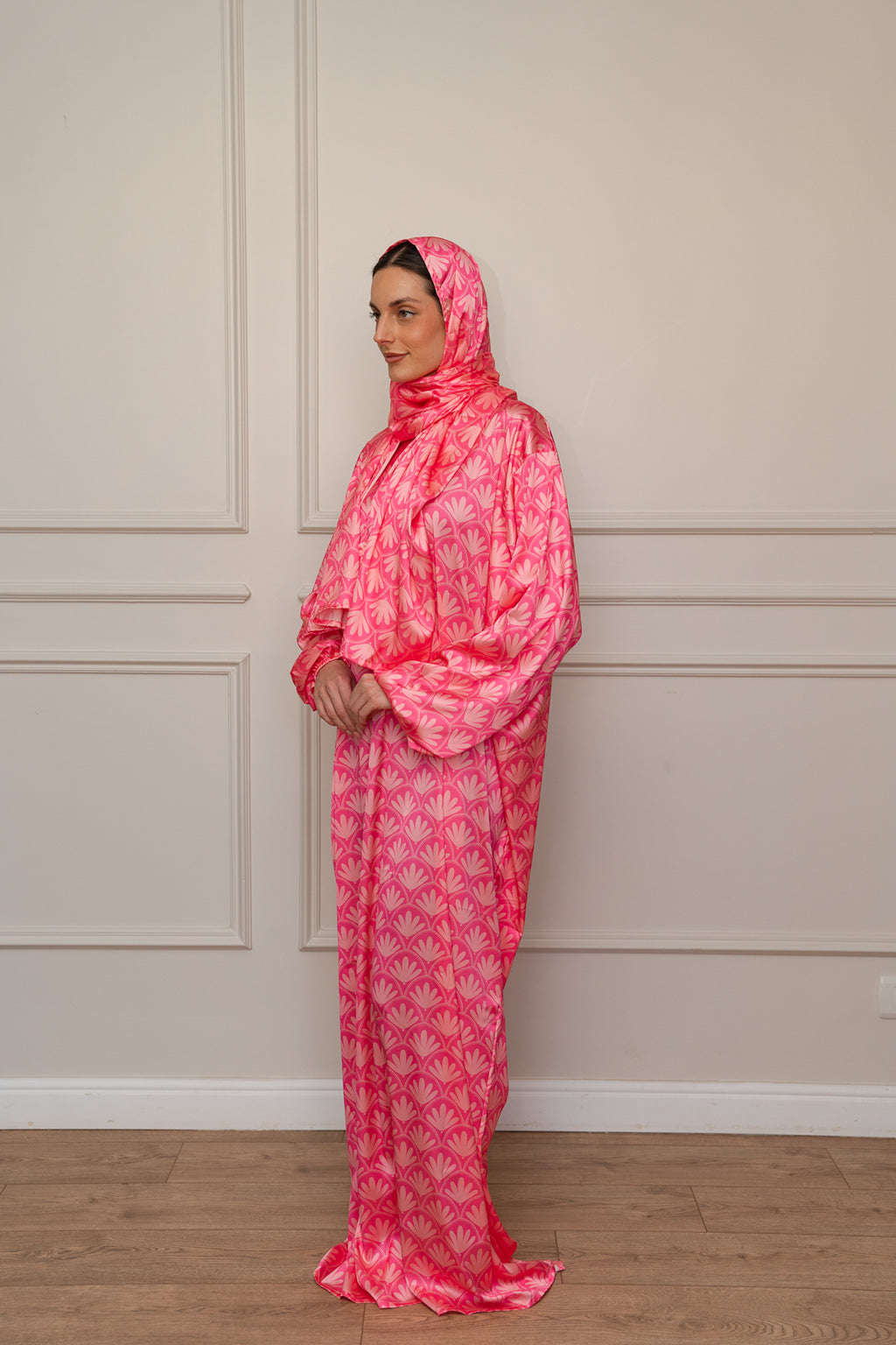 Pink Arabesque Satin Isdal