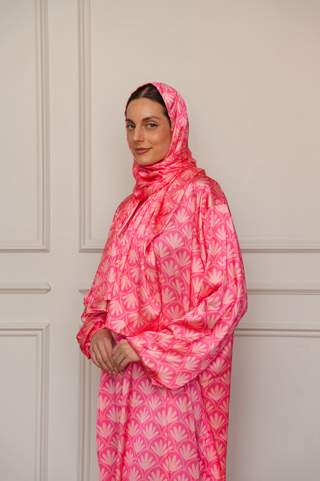Pink Arabesque Satin Isdal