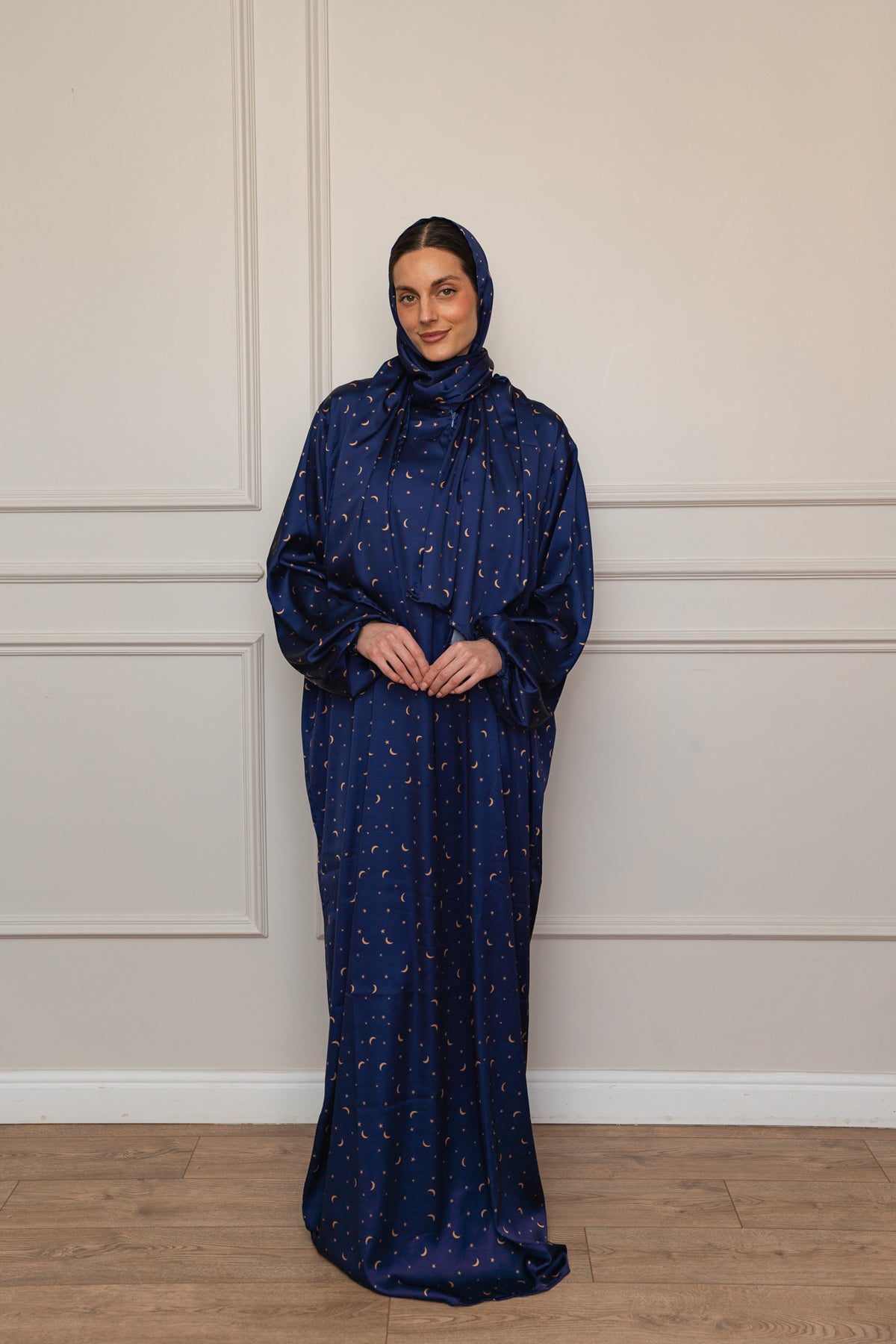 Celestial Starry Satin Isdal